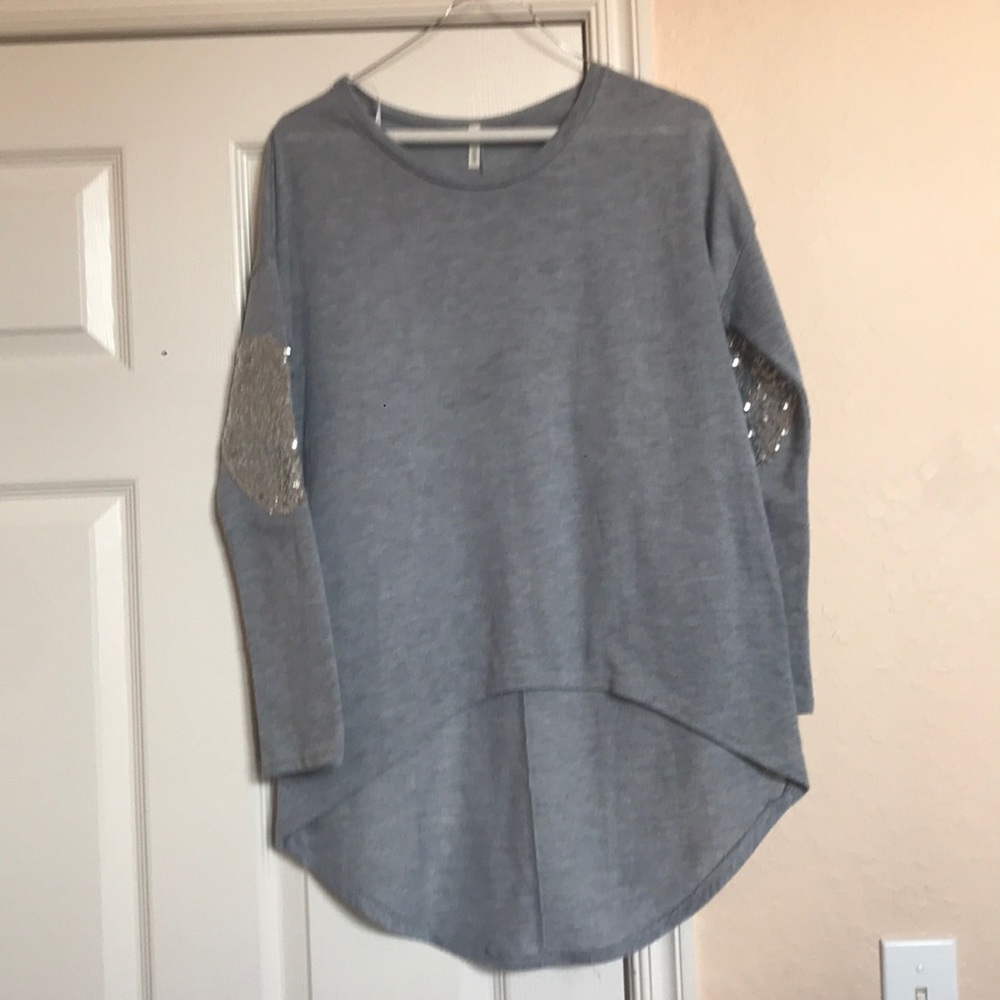 Junior’s Small Sweatshirt w/ Sequin Elbow Patches